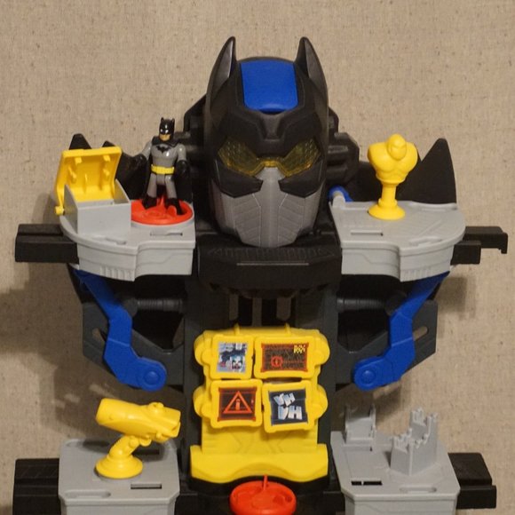 Imaginext DC Comics Batman Joker Bat Cave Tower Playset W/Figures and Accessorie - Picture 3 of 7